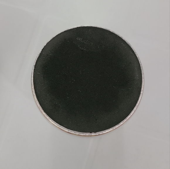 A travel coffee mug. In good condition. - Picture 4 of 5